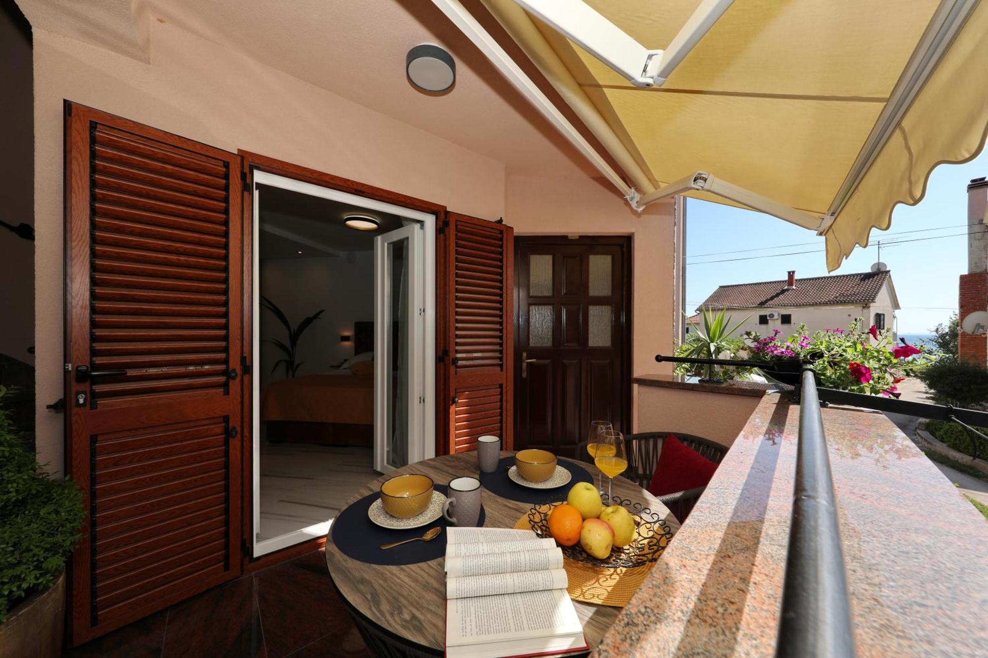 Villa Dalmatino Pakoštane Εξωτερικό φωτογραφία
