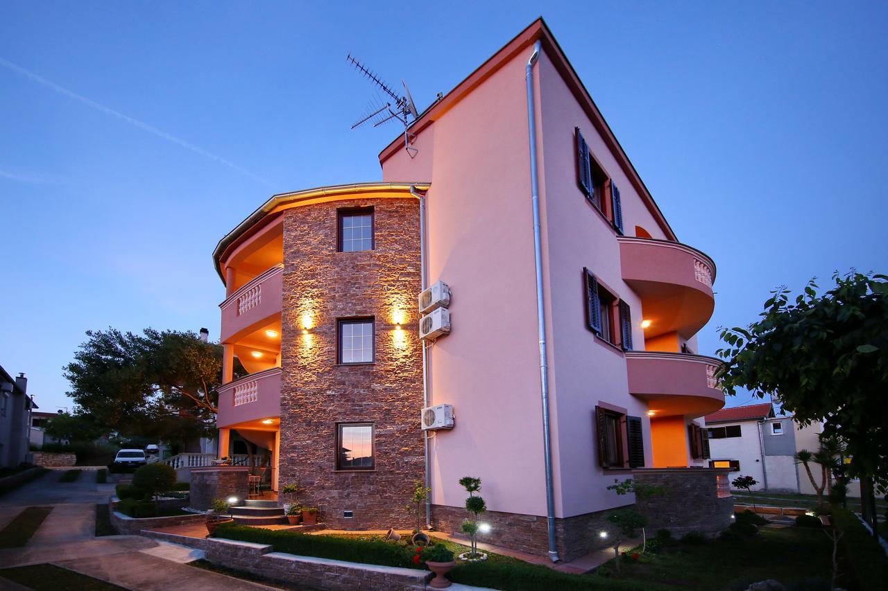Villa Dalmatino Pakoštane Εξωτερικό φωτογραφία